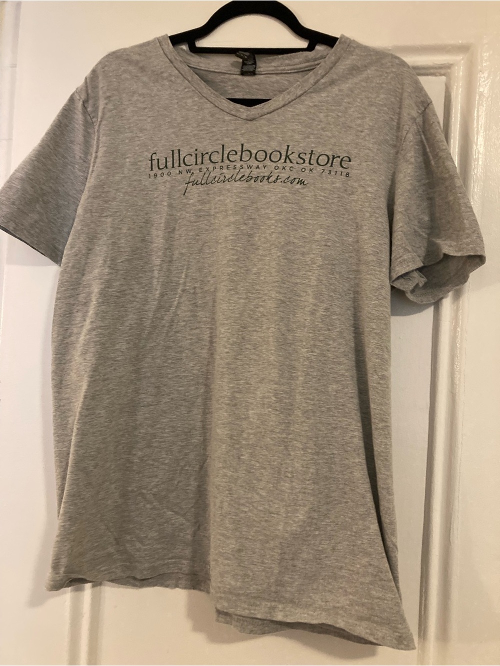 Full Circle Bookstore OKC Fitted Gray V-Neck T-Shirt, XL, Green Logo Tee